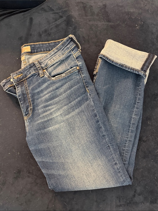 Kut from the Kloth Denim - Kut from the Kloth Catherine Boyfriend Jeans in Medium Blue Wash